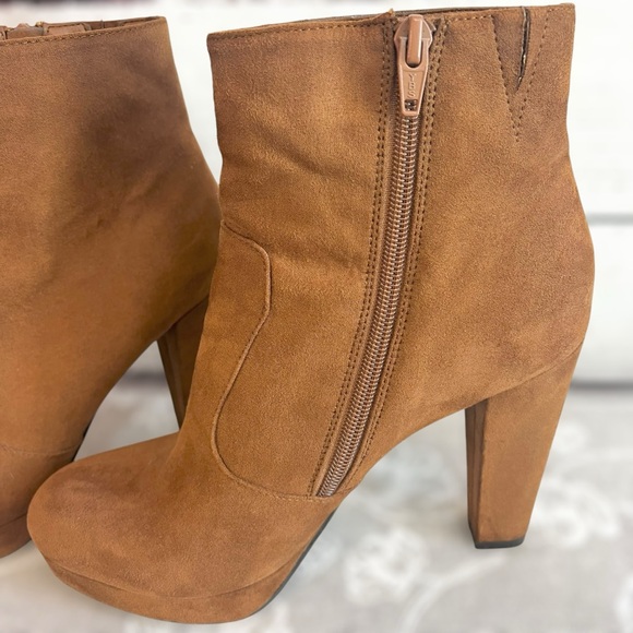 Mossimo Supply Co. Brown Boots Ankle Booties Size 8 - Picture 5 of 16